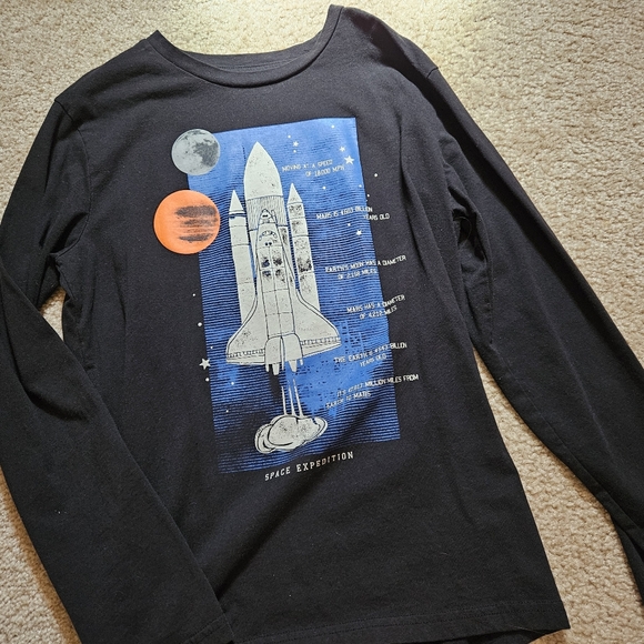 Boys space shirts - Picture 4 of 7